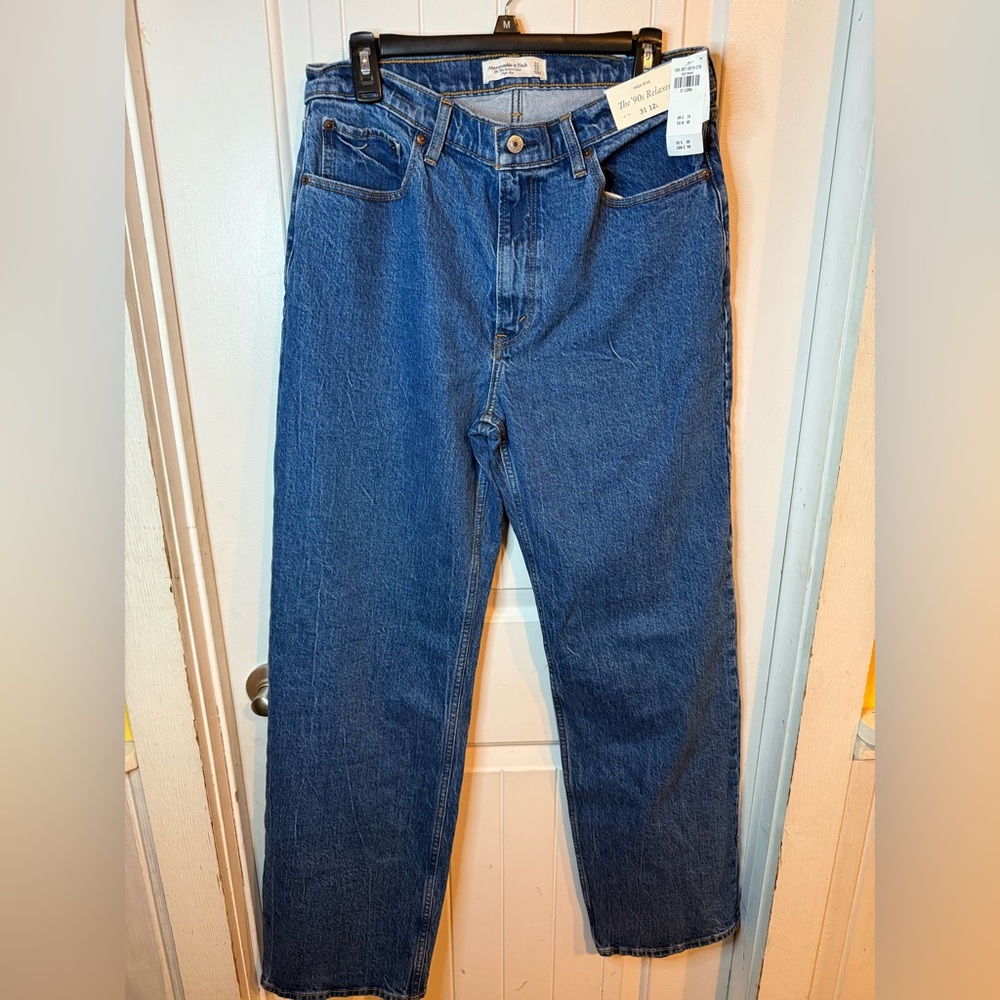 Abercrombie & Fitch The 90s Relaxed High Rise Jeans NWT size 31 (12) long